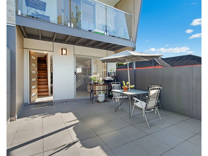 1/37 Moore Street, Morningside QLD 4170