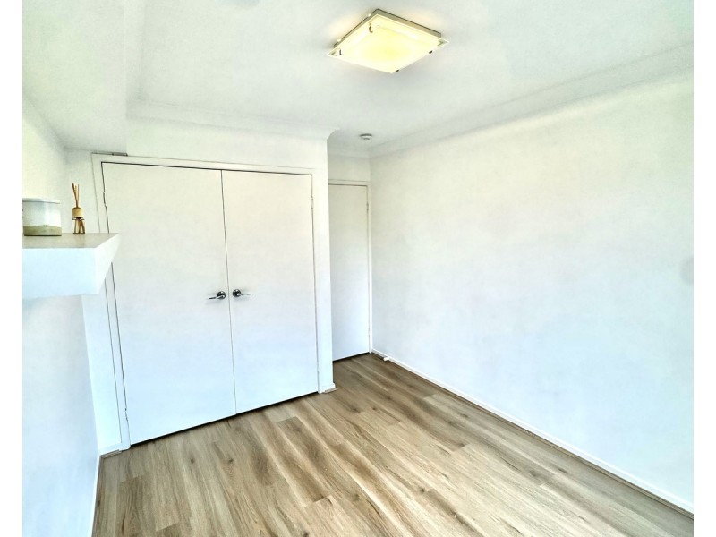 5 Pinnacle Court, Robina QLD 4226