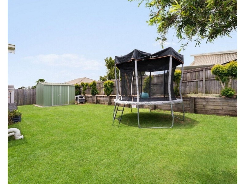 11 Phoebe Way, Gleneagle QLD 4285