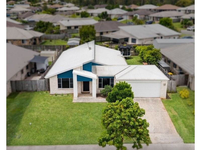 11 Phoebe Way, Gleneagle QLD 4285