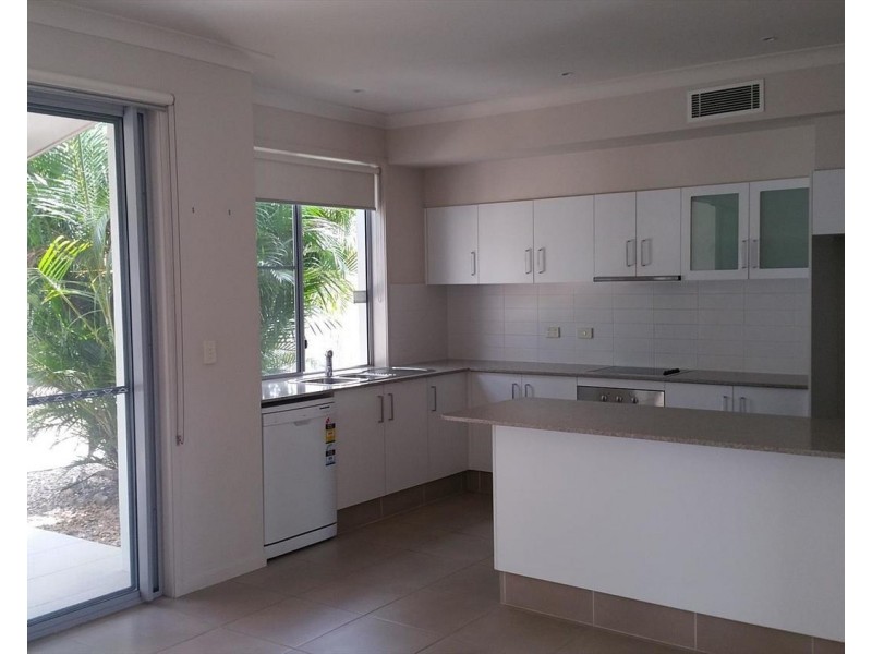 32 The Landings, Upper Coomera QLD 4209