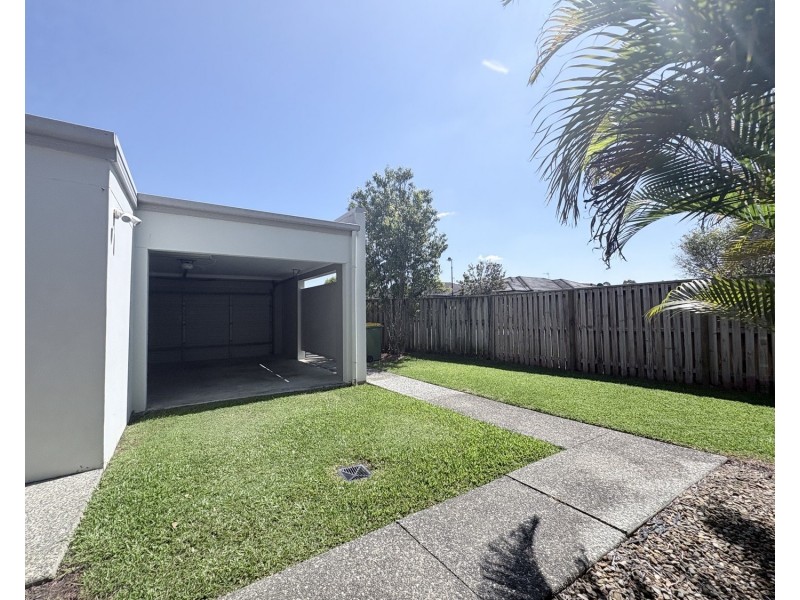 32 The Landings, Upper Coomera QLD 4209