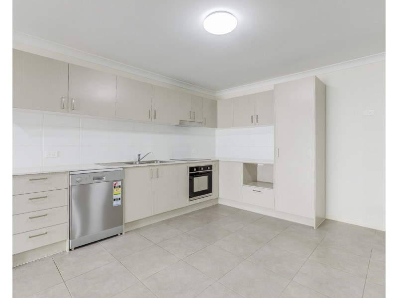 31 Matas Drive, Pimpama QLD 4209