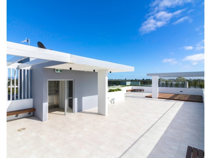 5/101 Pohlman Street, Southport QLD 4215