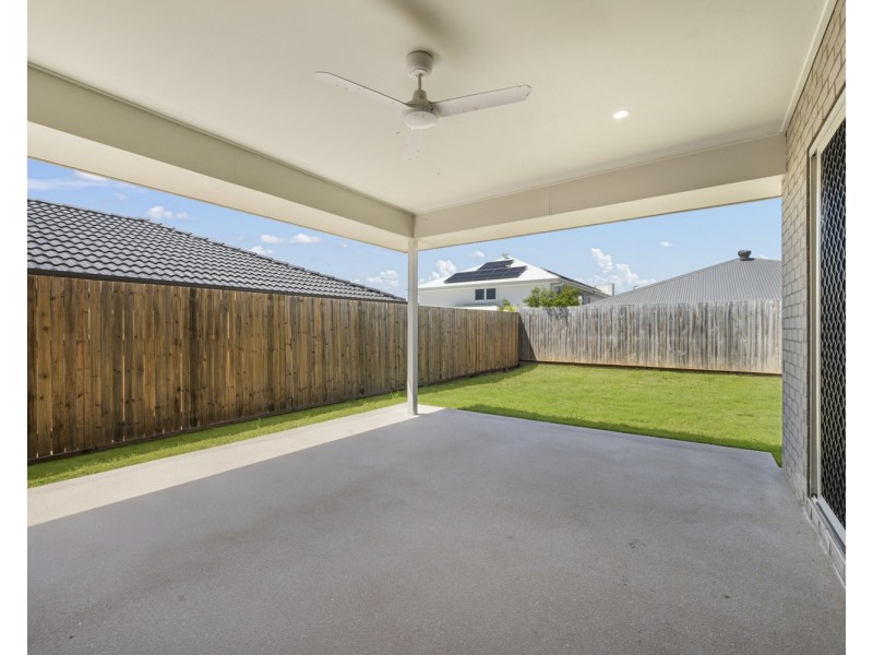 14 Seaberry Vista, Redland Bay QLD 4165