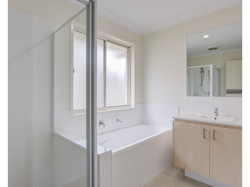 25 Jotown Drive, Coomera QLD 4209