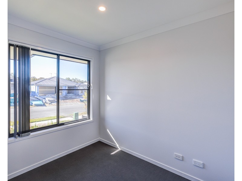 7 Eileen Court, Logan Reserve QLD 4133