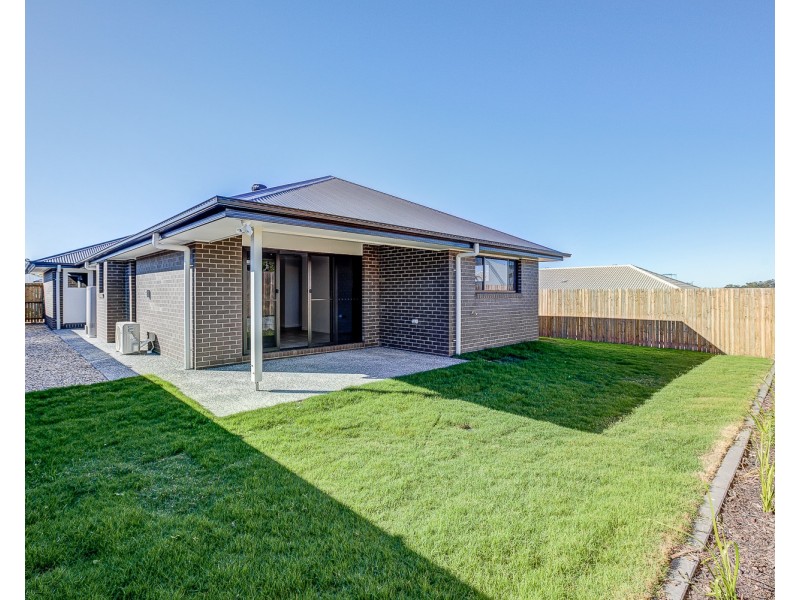 7 Eileen Court, Logan Reserve QLD 4133