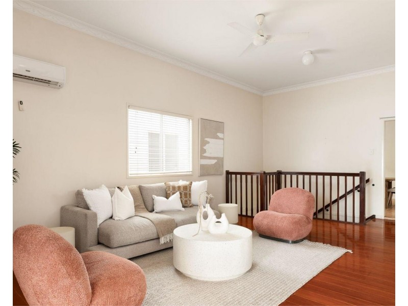 12 Seventh Avenue, Windsor QLD 4030