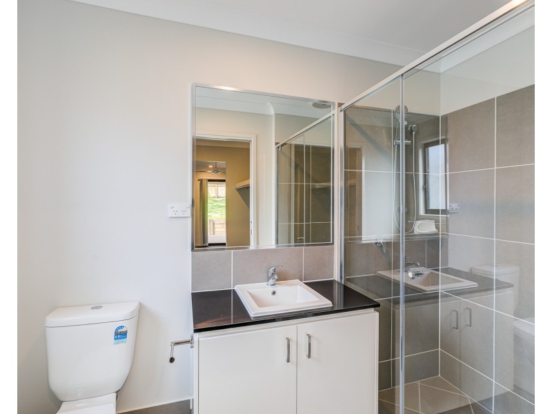 18 Mallow Court, Collingwood Park QLD 4301