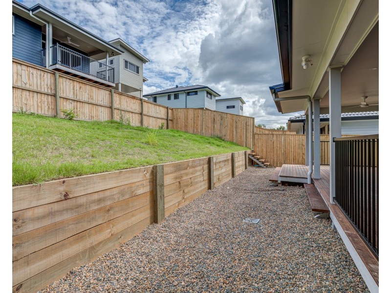 18 Mallow Court, Collingwood Park QLD 4301