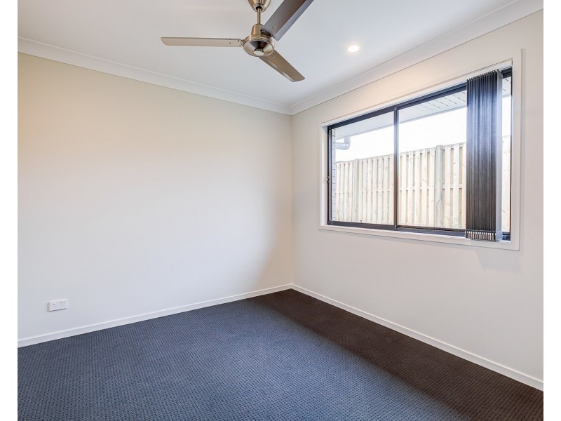 24 Heath Terrace, Park Ridge QLD 4125