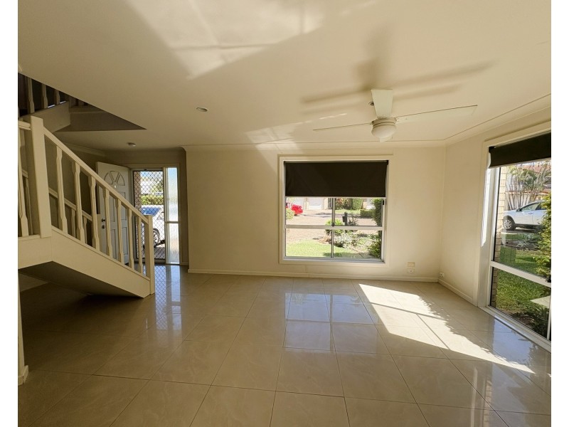 4/44-46 Esplanade, Coomera QLD 4209