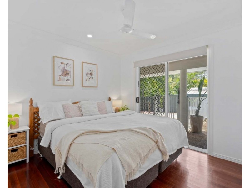 19 Rebbechi Court, Parkwood QLD 4214