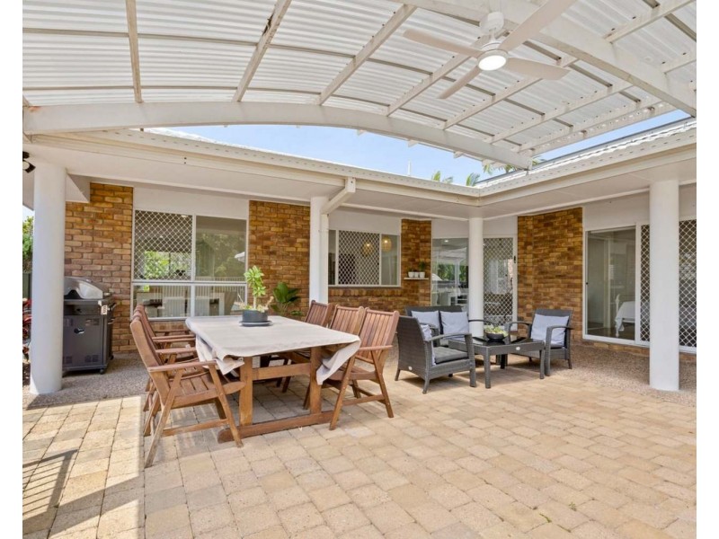 19 Rebbechi Court, Parkwood QLD 4214