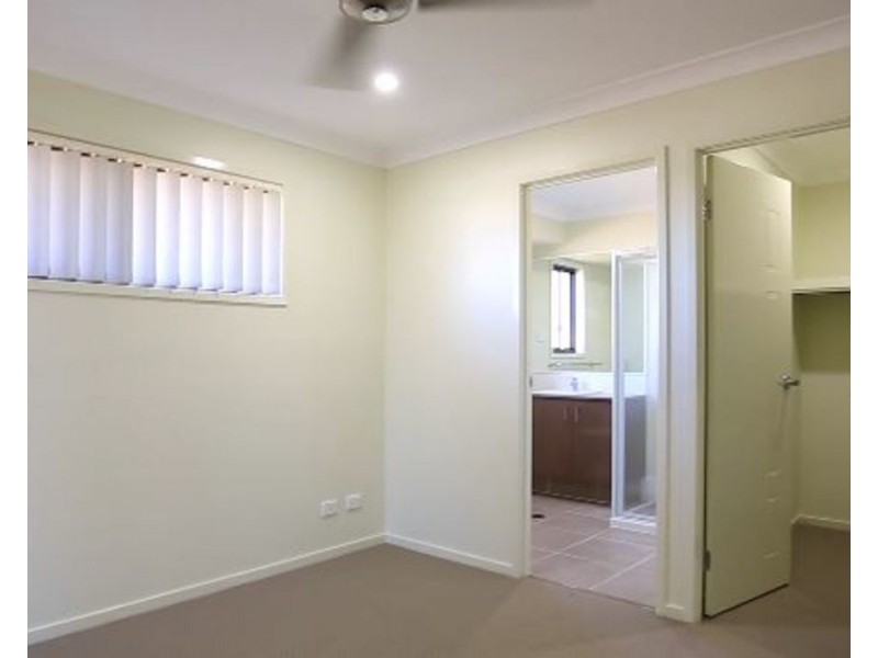 164 Dixon Drive, Pimpama QLD 4209