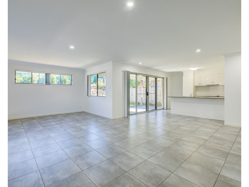 19 Maurie  Pears Crescent, Pimpama QLD 4209