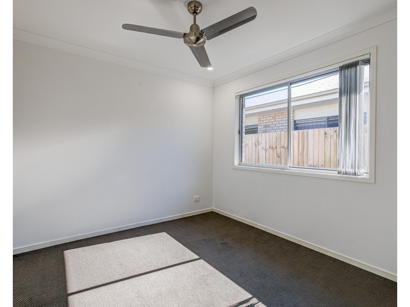 19 Maurie  Pears Crescent, Pimpama QLD 4209