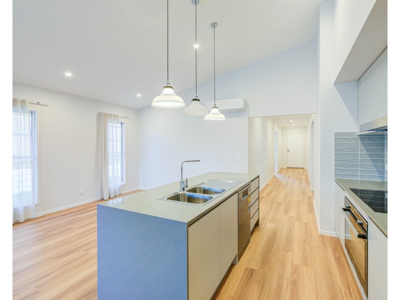 10 Fraser Street, Logan Reserve QLD 4133