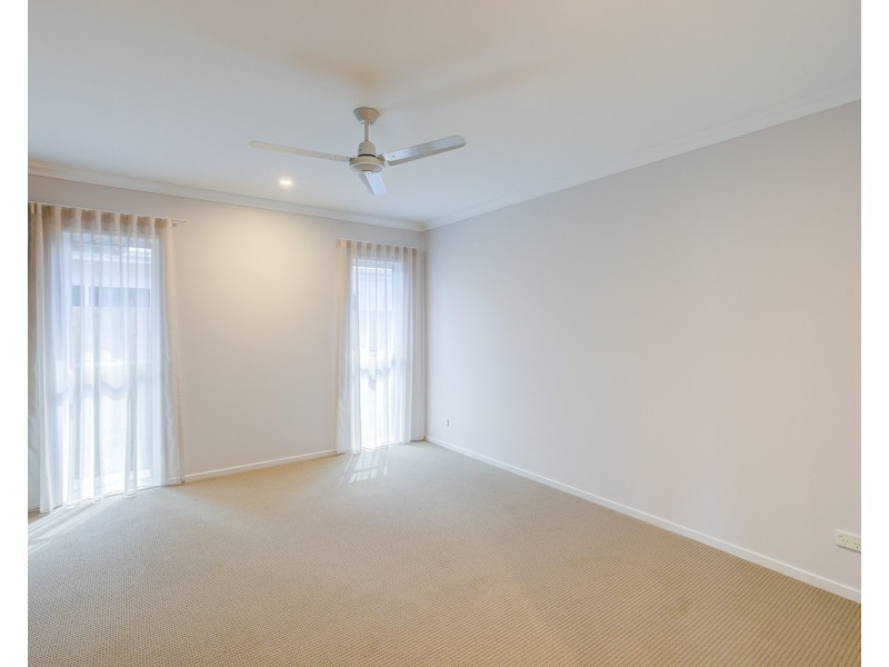 10 Fraser Street, Logan Reserve QLD 4133