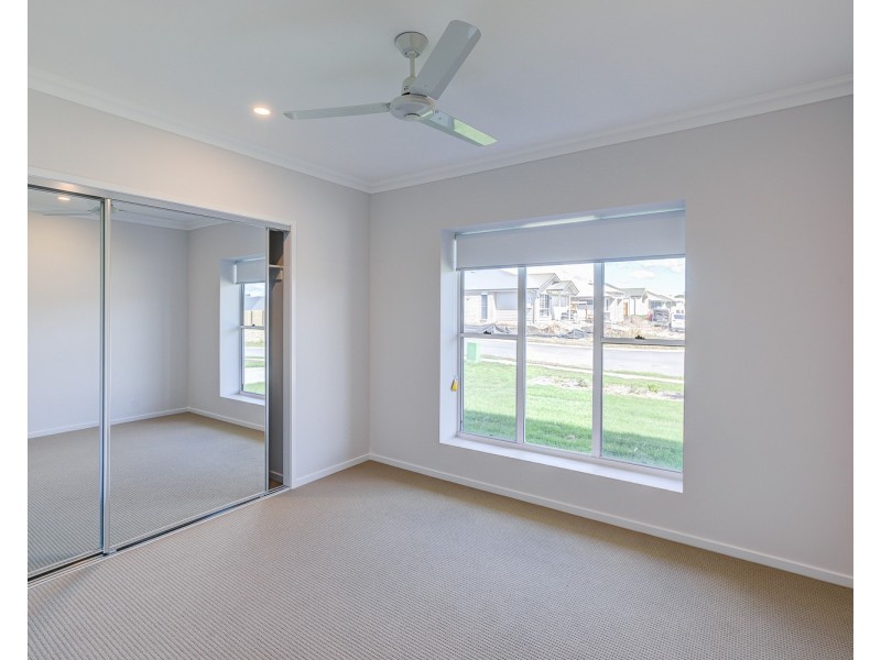 10 Fraser Street, Logan Reserve QLD 4133