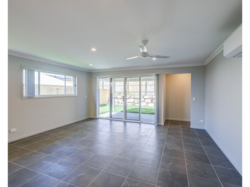 7 Duke Road, Logan Reserve QLD 4133