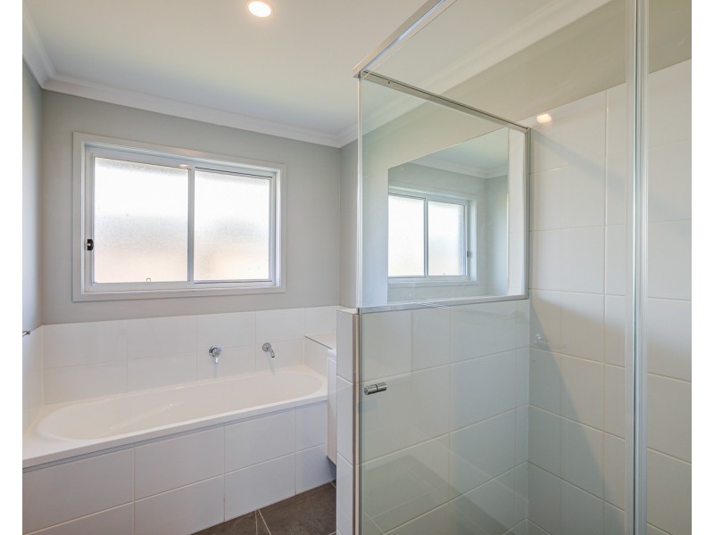 7 Duke Road, Logan Reserve QLD 4133