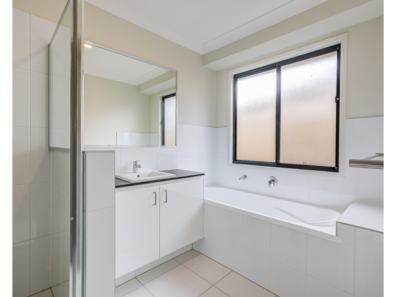 1/27 Sheepdog Road, Park Ridge QLD 4125