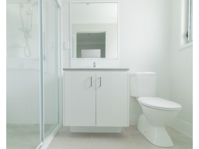 5 Hillsborough Place, Pimpama QLD 4209