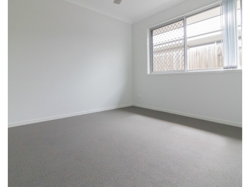 5 Hillsborough Place, Pimpama QLD 4209