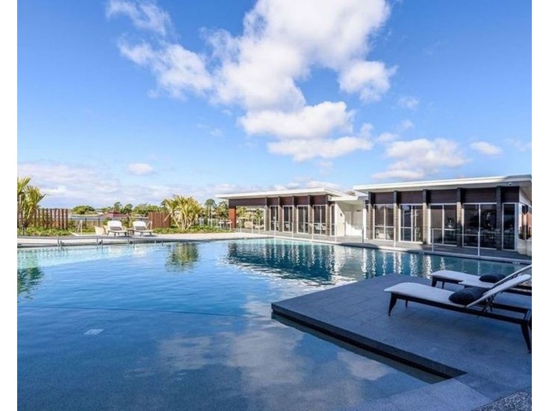 51/93 Sheehan Avenue, Hope Island QLD 4212