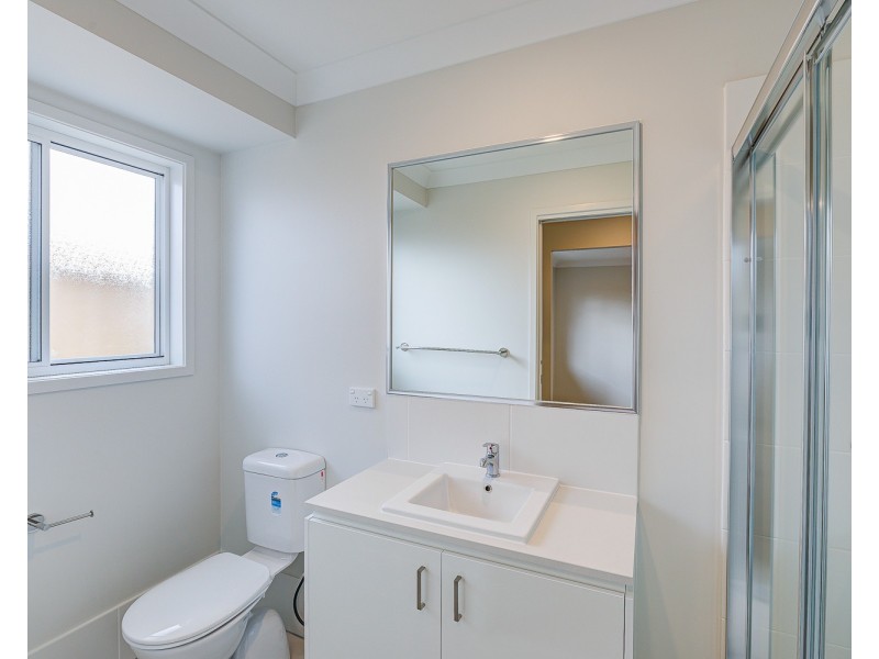 31 Barnyard Drive, Park Ridge QLD 4125