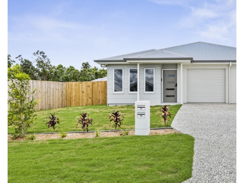 1/3 Alexander Place, Gleneagle QLD 4285