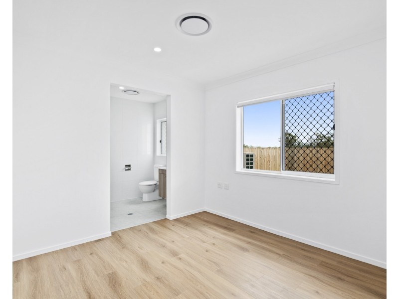 1/3 Alexander Place, Gleneagle QLD 4285