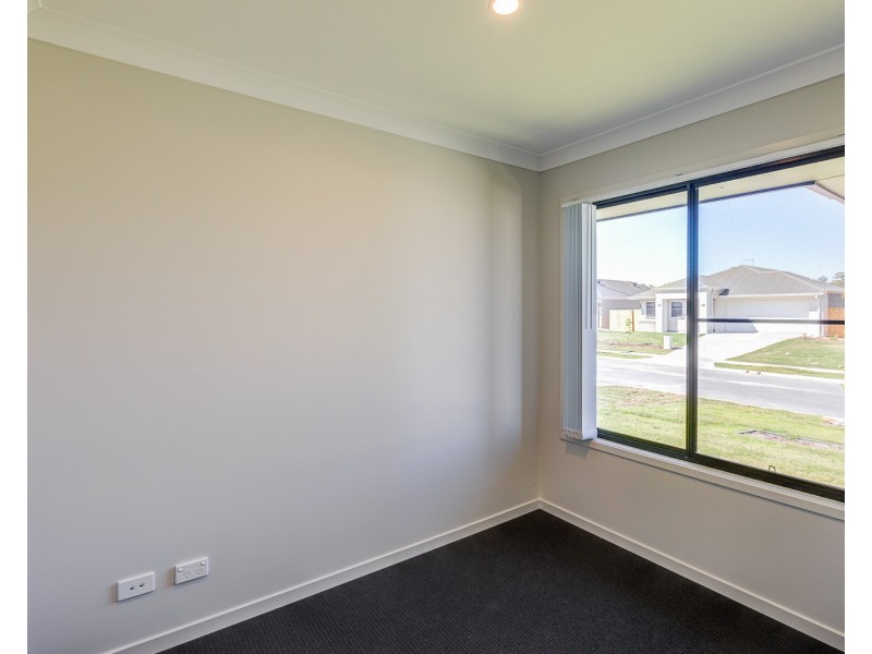 10 Maddox Street, Logan Reserve QLD 4133