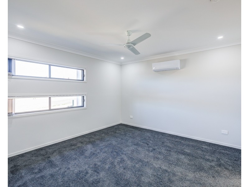 43 Angelsea Street, Greenbank QLD 4124