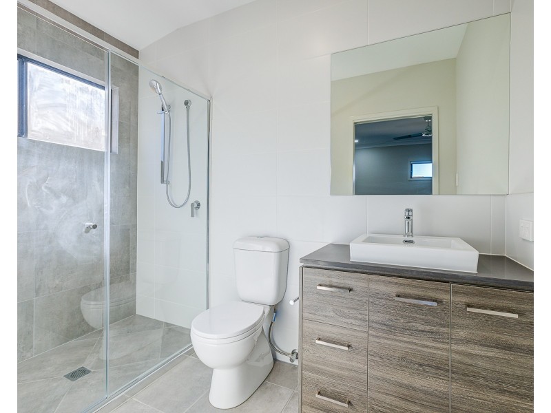 43 Angelsea Street, Greenbank QLD 4124