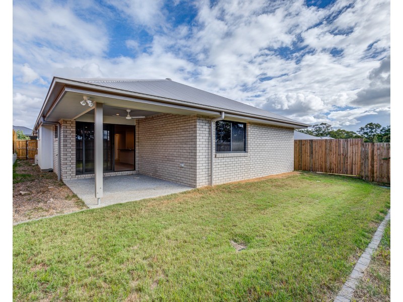 26 Graham Circuit, Logan Reserve QLD 4133