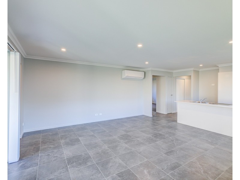 3 Duke Road, Logan Reserve QLD 4133