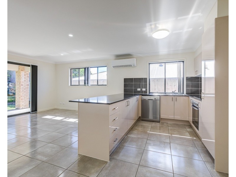 9 Geoffrey Miller Avenue, Pimpama QLD 4209