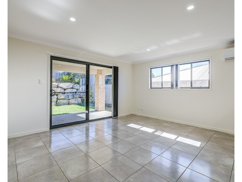 9 Geoffrey Miller Avenue, Pimpama QLD 4209