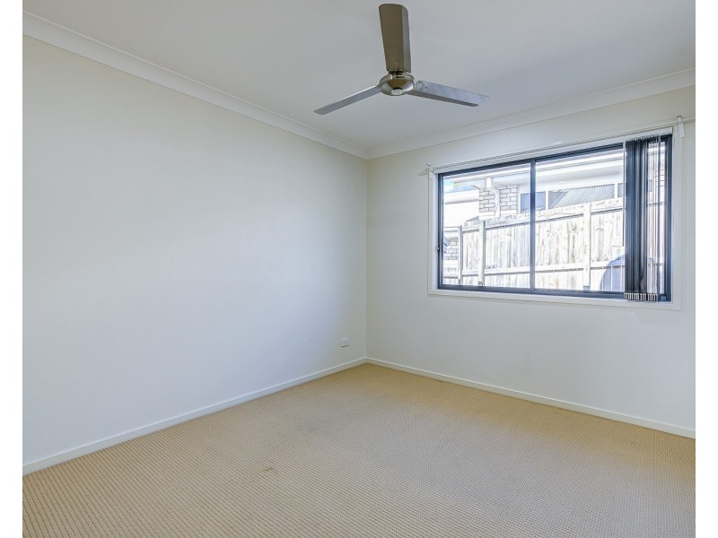 9 Geoffrey Miller Avenue, Pimpama QLD 4209