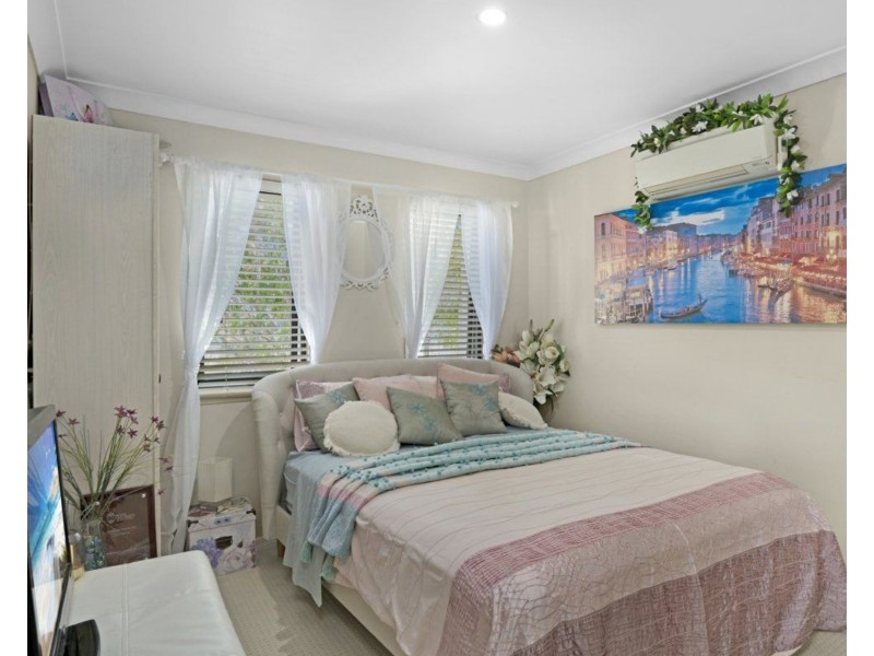 1037/1 The Cove Crescent, Carrara QLD 4211