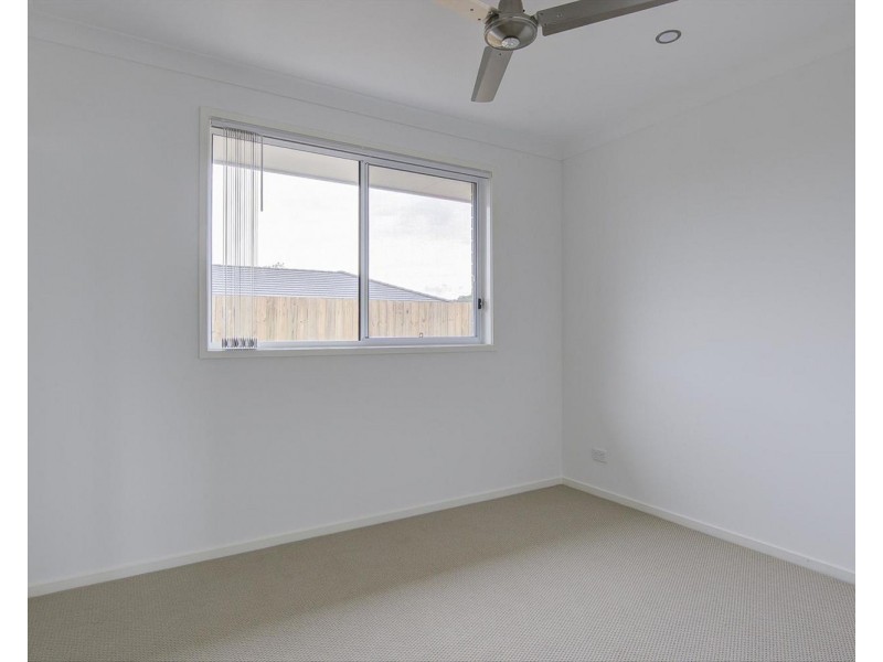 1 Burnett Street, Pimpama QLD 4209