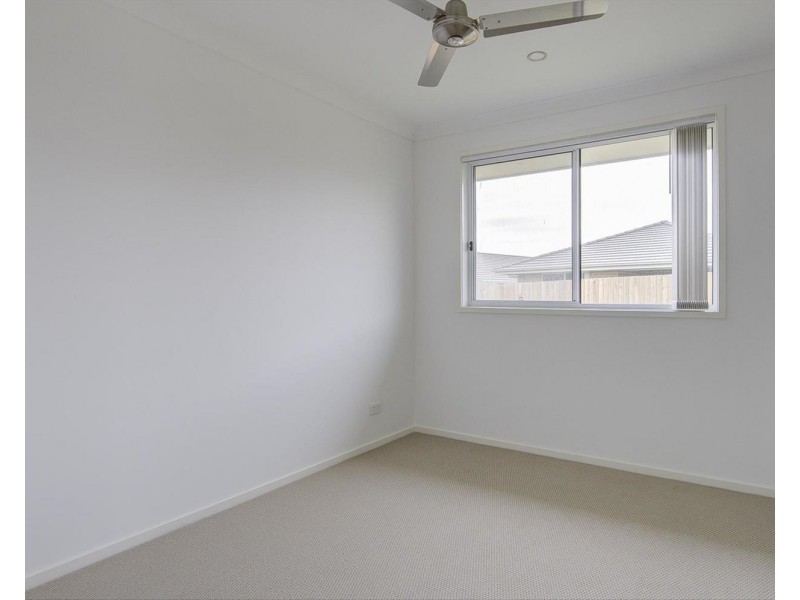 1 Burnett Street, Pimpama QLD 4209