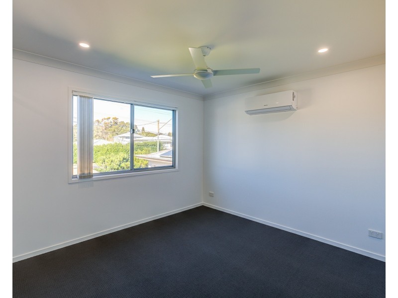 1/147B South Station Road, Silkstone QLD 4304