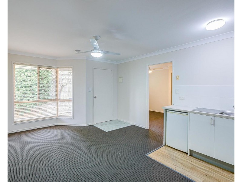 1/34 Garfield Road, Logan Central QLD 4114