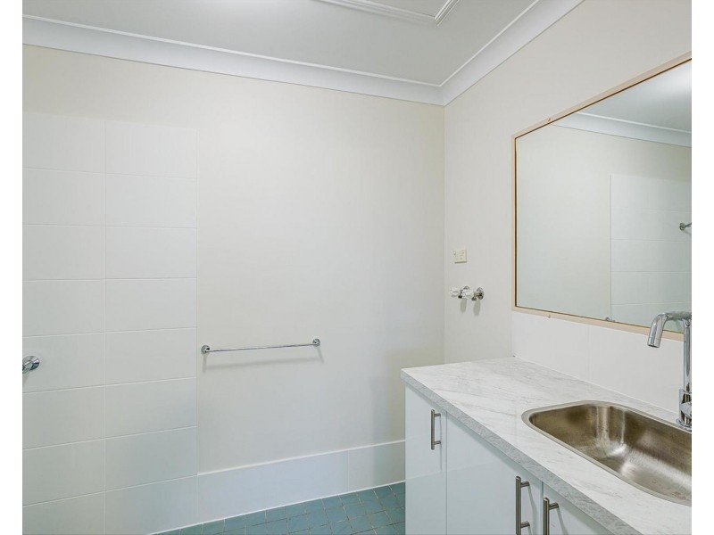 1/34 Garfield Road, Logan Central QLD 4114