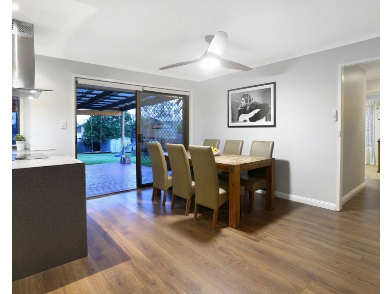 27 Jesmond Road, Helensvale QLD 4212