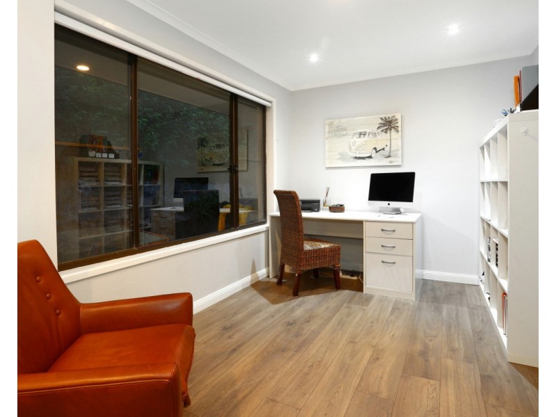 27 Jesmond Road, Helensvale QLD 4212